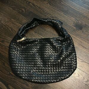 Anthropology brigitte satchel